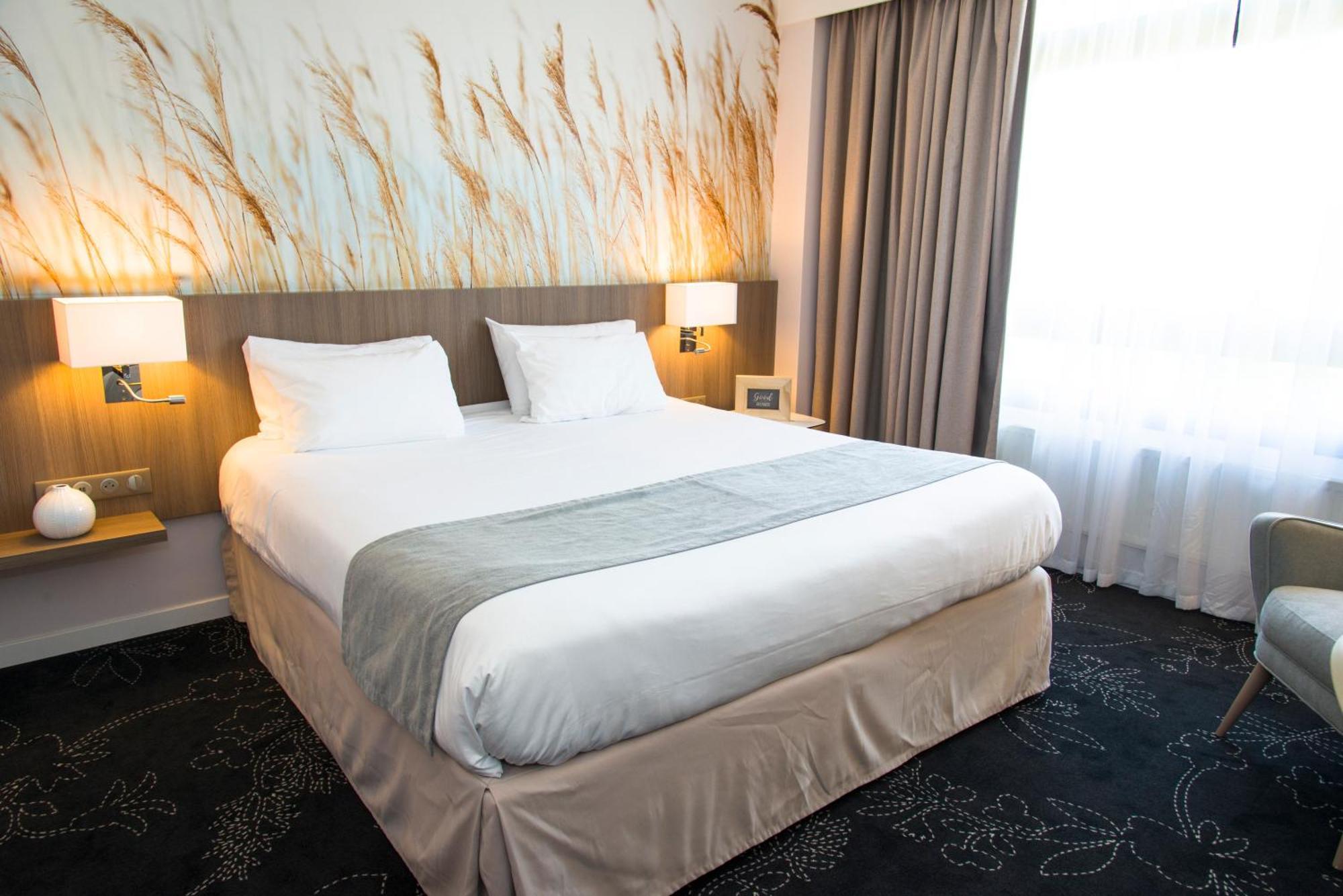 Holiday Inn Calais Coquelles By Ihg Exterior foto
