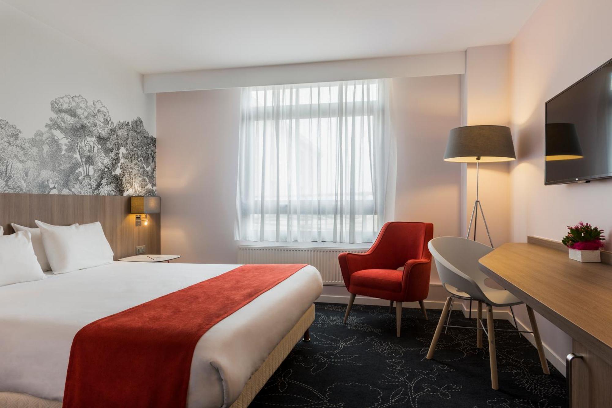 Holiday Inn Calais Coquelles By Ihg Exterior foto